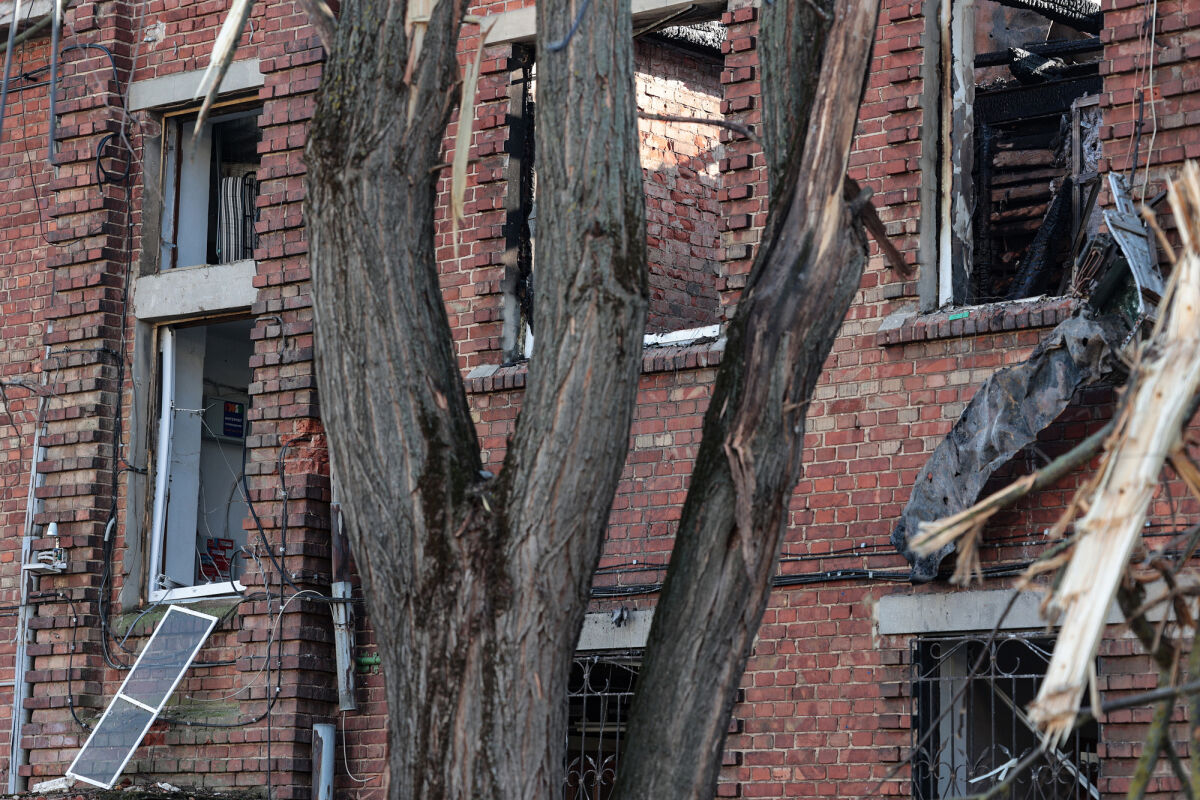 После удара БПЛА в Таганроге 20 жителей утратили все имущество - фото 1