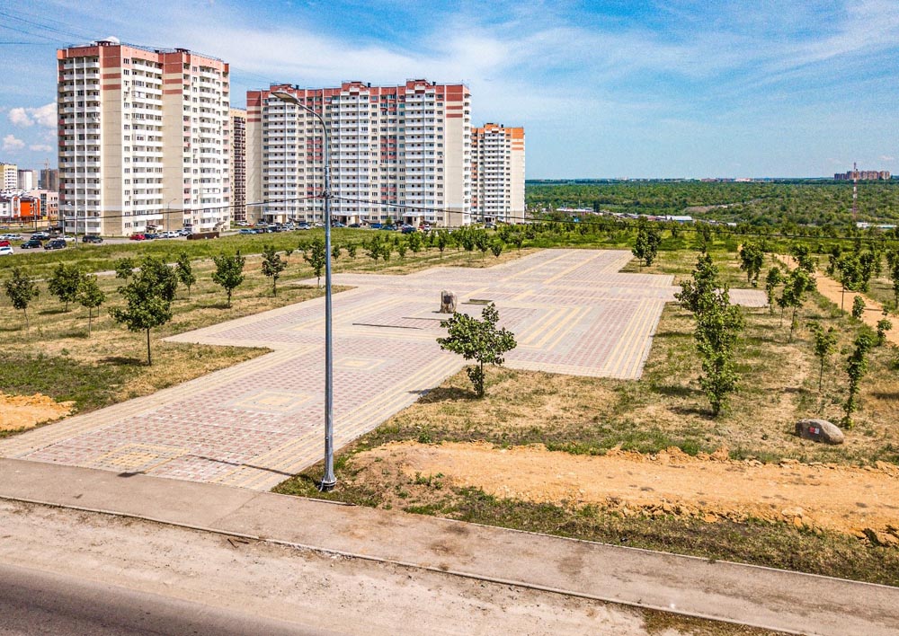 Жители ростовского микрорайона Суворовский голосуют за благоустройство парка 70-летия Победы