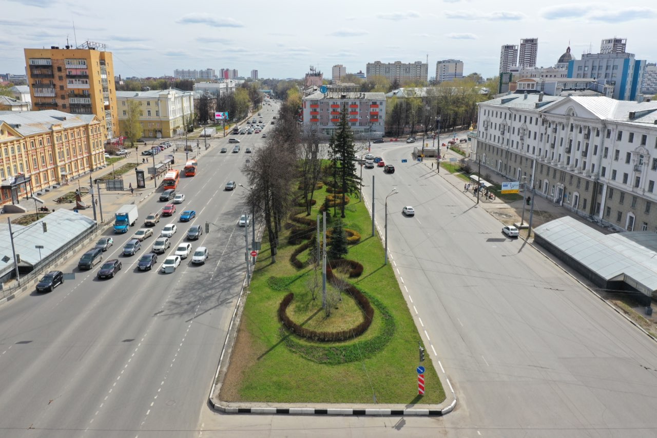 Четыре новых пылесоса закупили для уборки улиц в центре Нижнего Новгорода - фото 1