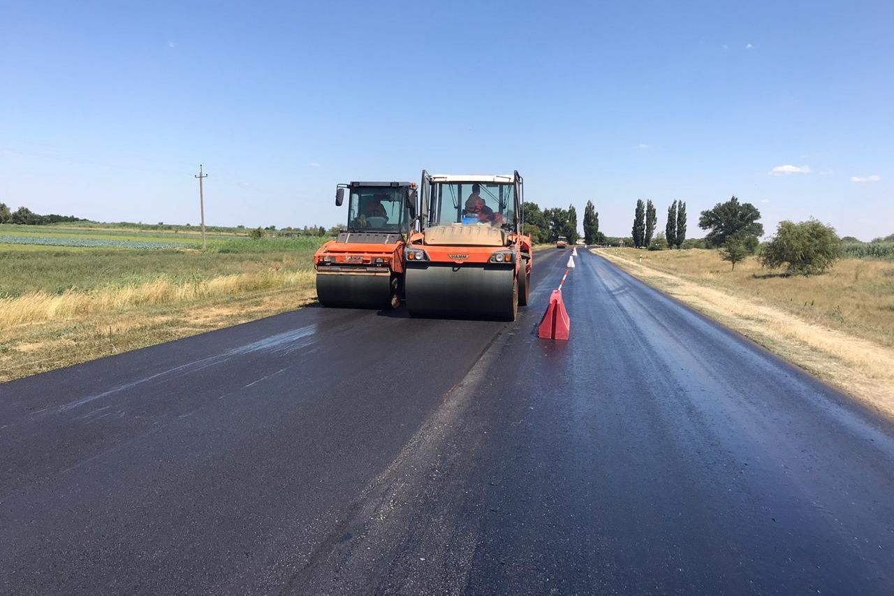 Более 400 км дорог обновят в Ростовской области в этом году - фото 1