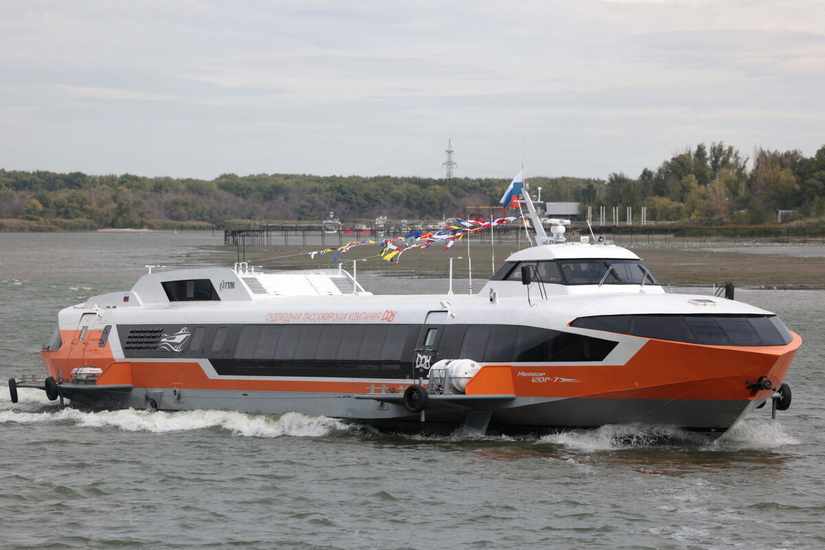 Судно «Метеор» может связать Ростовскую область с Мариуполем в 2026 году - фото 1