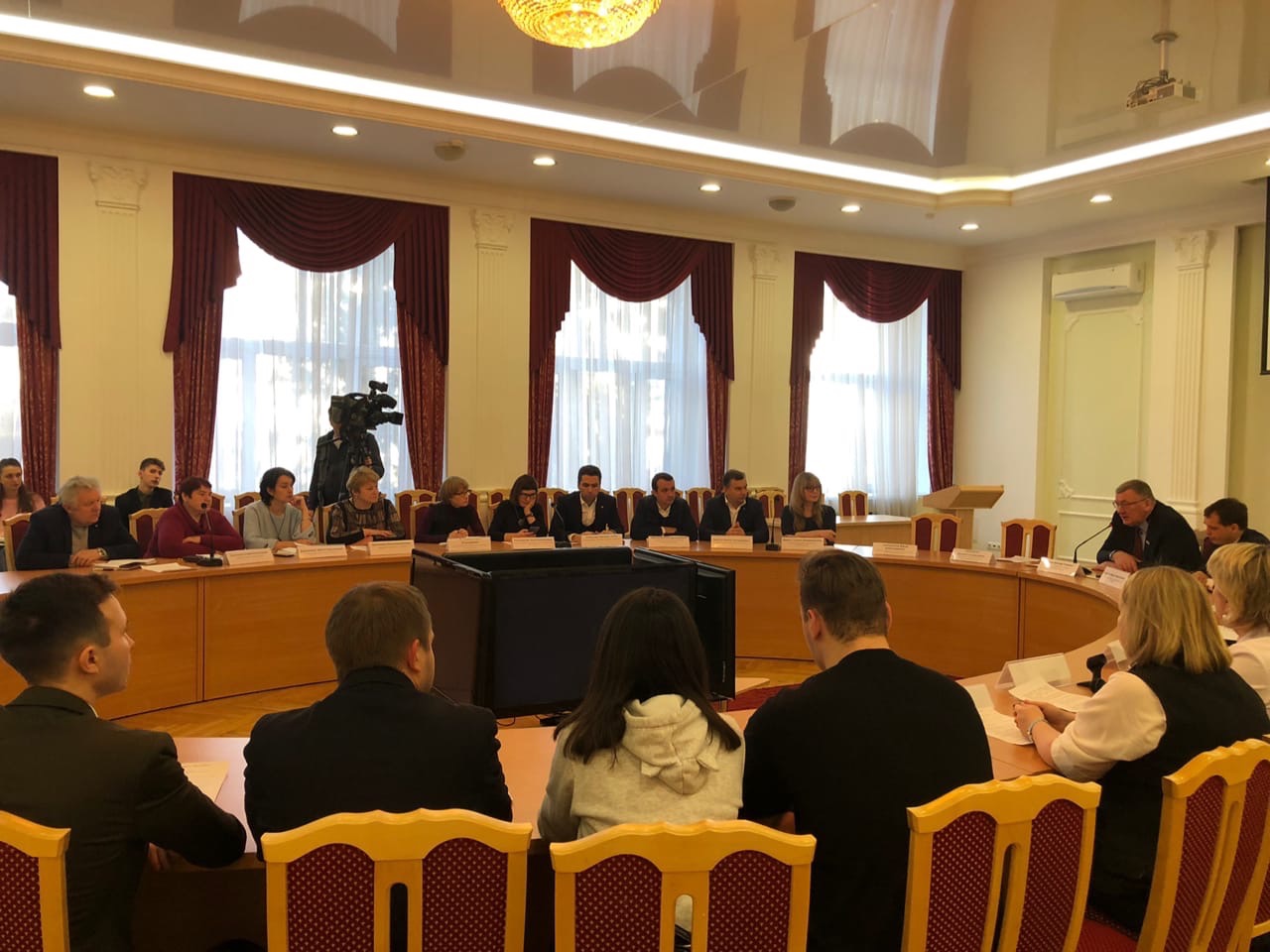 Более 500 нижегородских школьников и студентов пройдут обучение в «Школе ЖКХ»