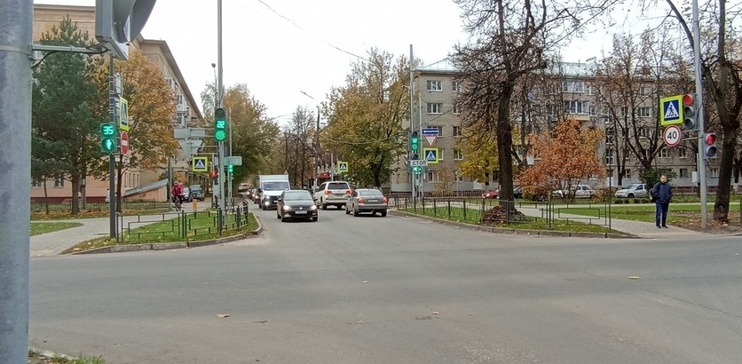 Светофор установили на пересечении проспекта Ильича и улицы Ватутина в Нижнем Новгороде - фото 1