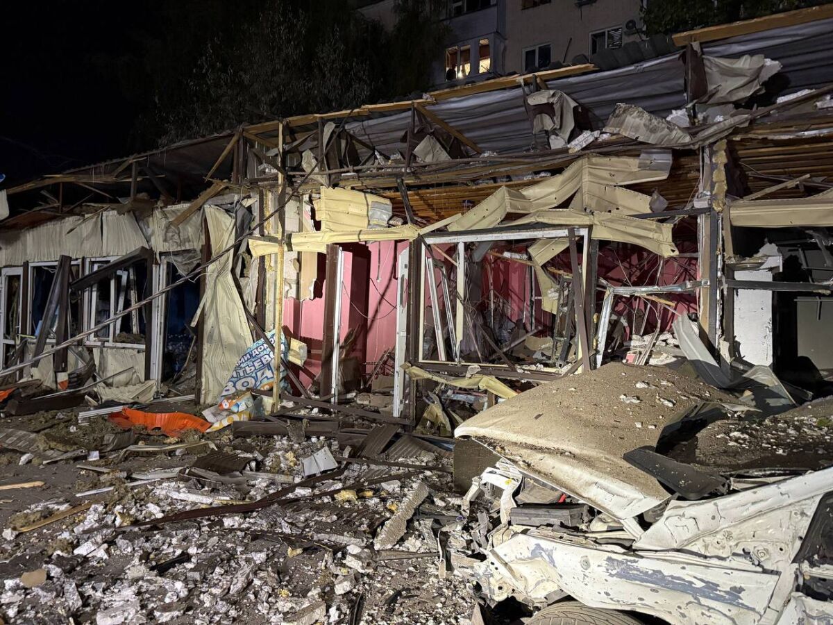 Жителям пострадавших домов в Батайске рассказали, как получить выплаты - фото 1