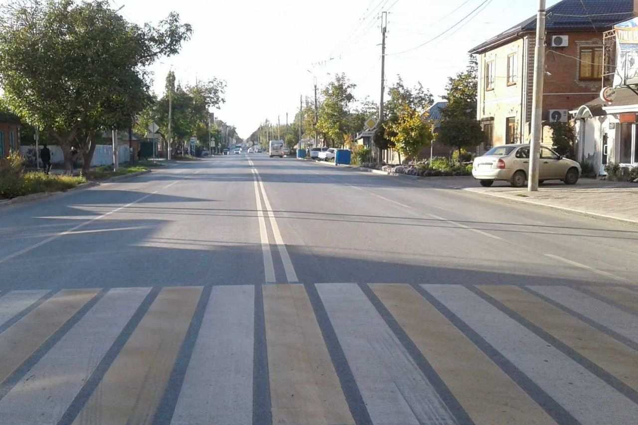 Семь участков дорог отремонтируют в Таганроге до конца 2024 года - фото 1