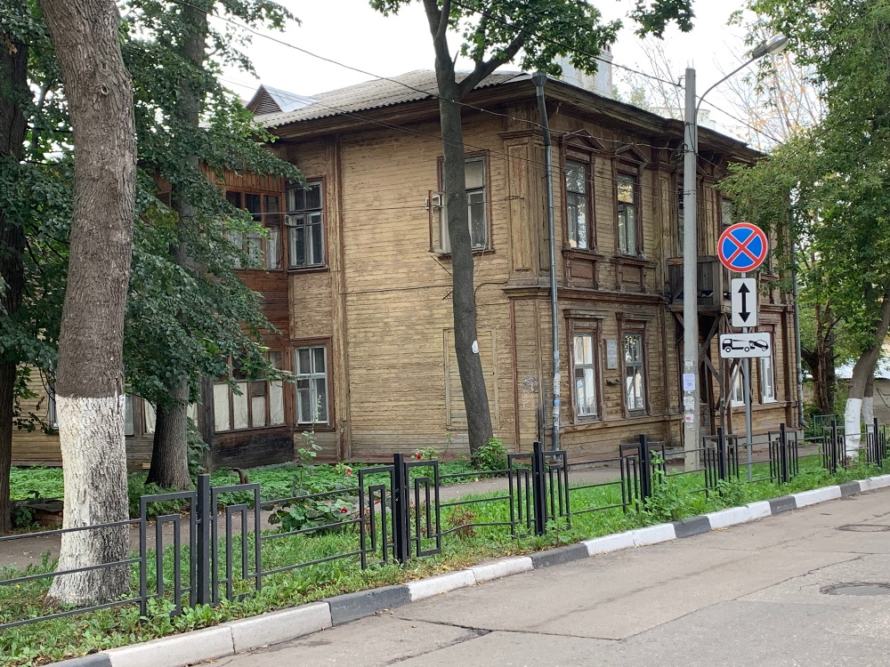 Губернатор поручил разобраться со сносом ветхих домов в Нижегородской области