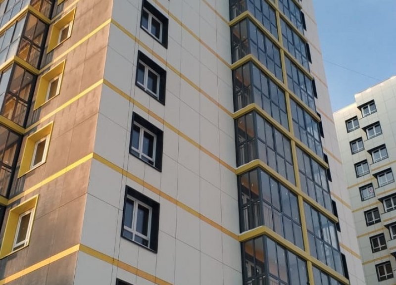 Дом секция 2 в ЖК Соседи - фото 1